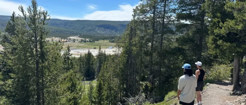 Outdoor coaching and mentorship for a student at our therapeutic boarding school for boys in Utah.