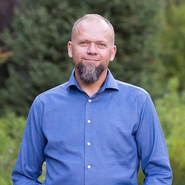 Dr. Joshua Cluff